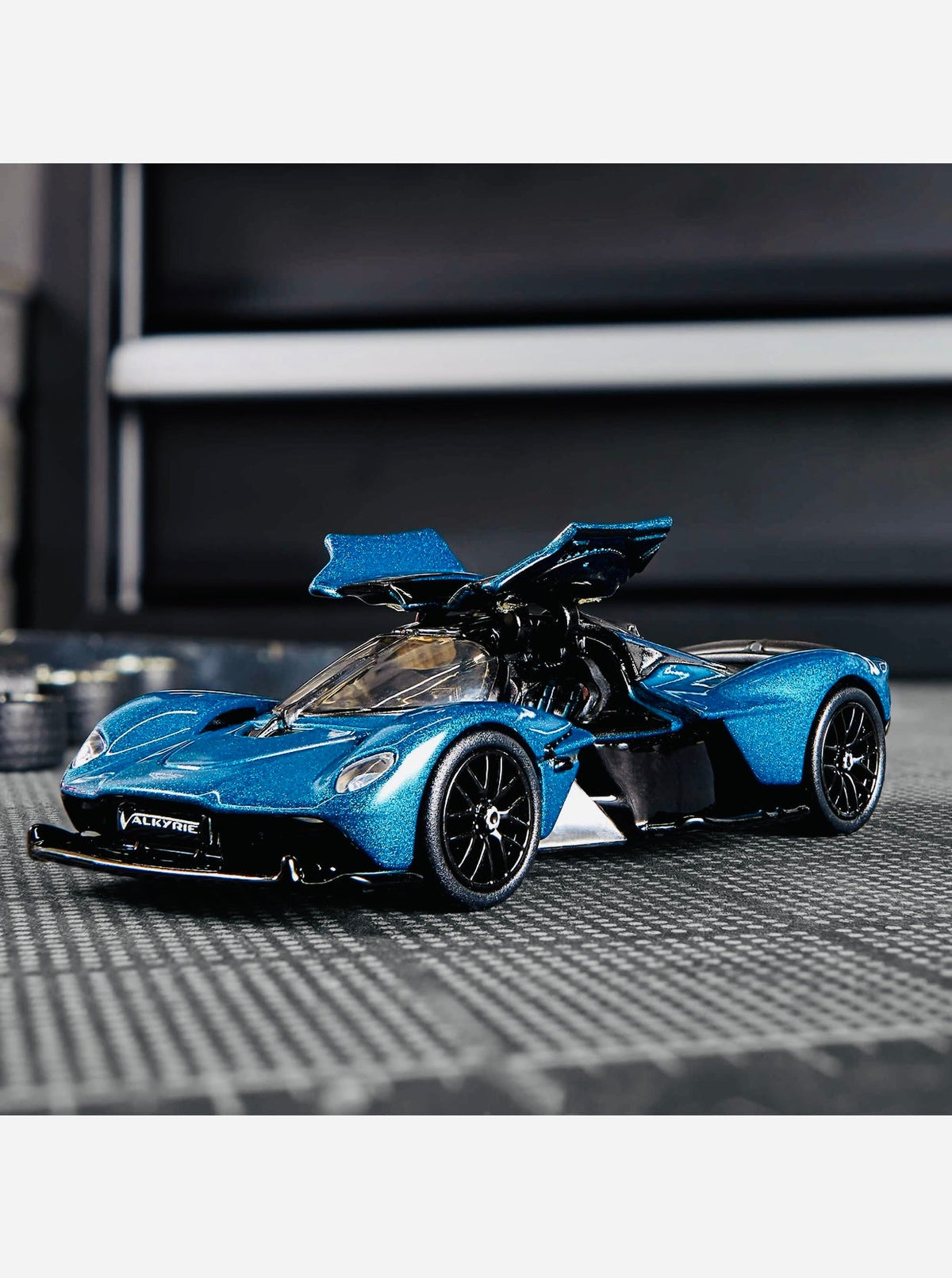 Hot Wheels 2025 RLC Exclusive Elite 64 Aston Martin Valkyrie